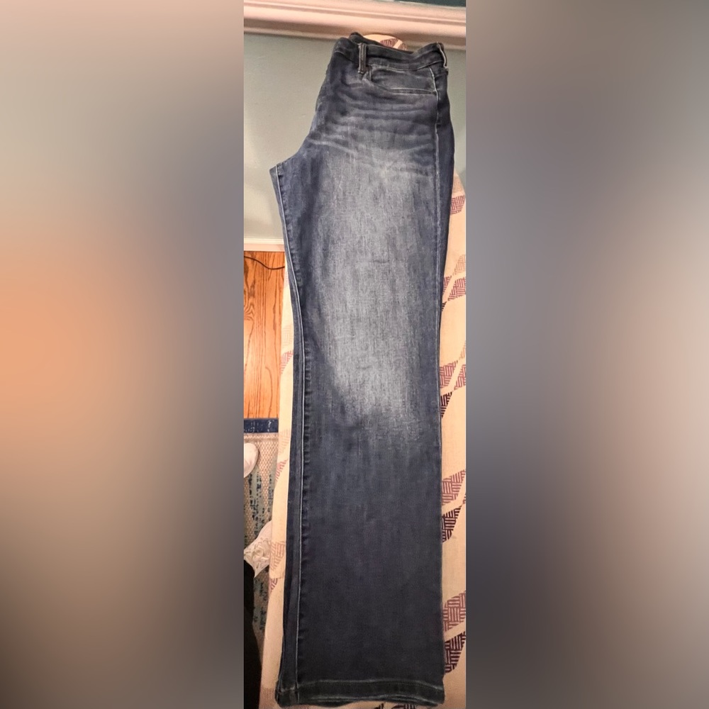 NWOT Kut from the Kloth Carrie Jeans